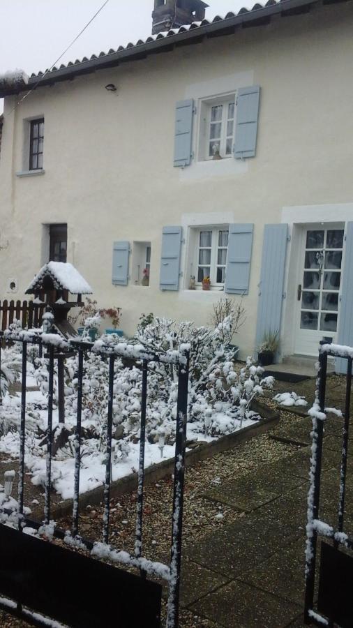 La Maison Des Fleurs Montembœuf Екстериор снимка